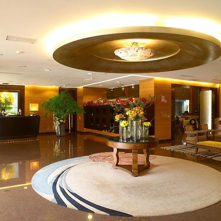 King'S Town Hotel Kaohsiung Dış mekan fotoğraf