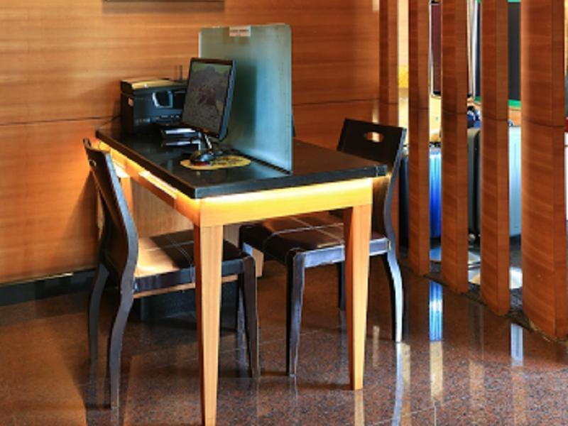 King'S Town Hotel Kaohsiung Dış mekan fotoğraf