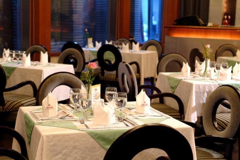 King'S Town Hotel Kaohsiung Dış mekan fotoğraf