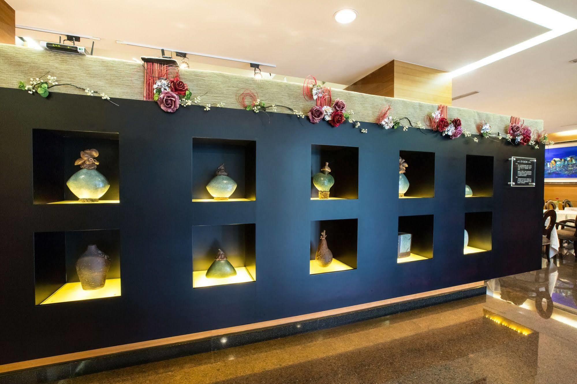 King'S Town Hotel Kaohsiung Dış mekan fotoğraf